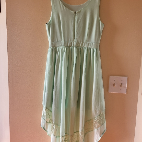 Mint green high low dress - Picture 2 of 8